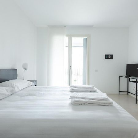 Porta Nuova Bright And Roomy Flat Mediolan Zewnętrze zdjęcie