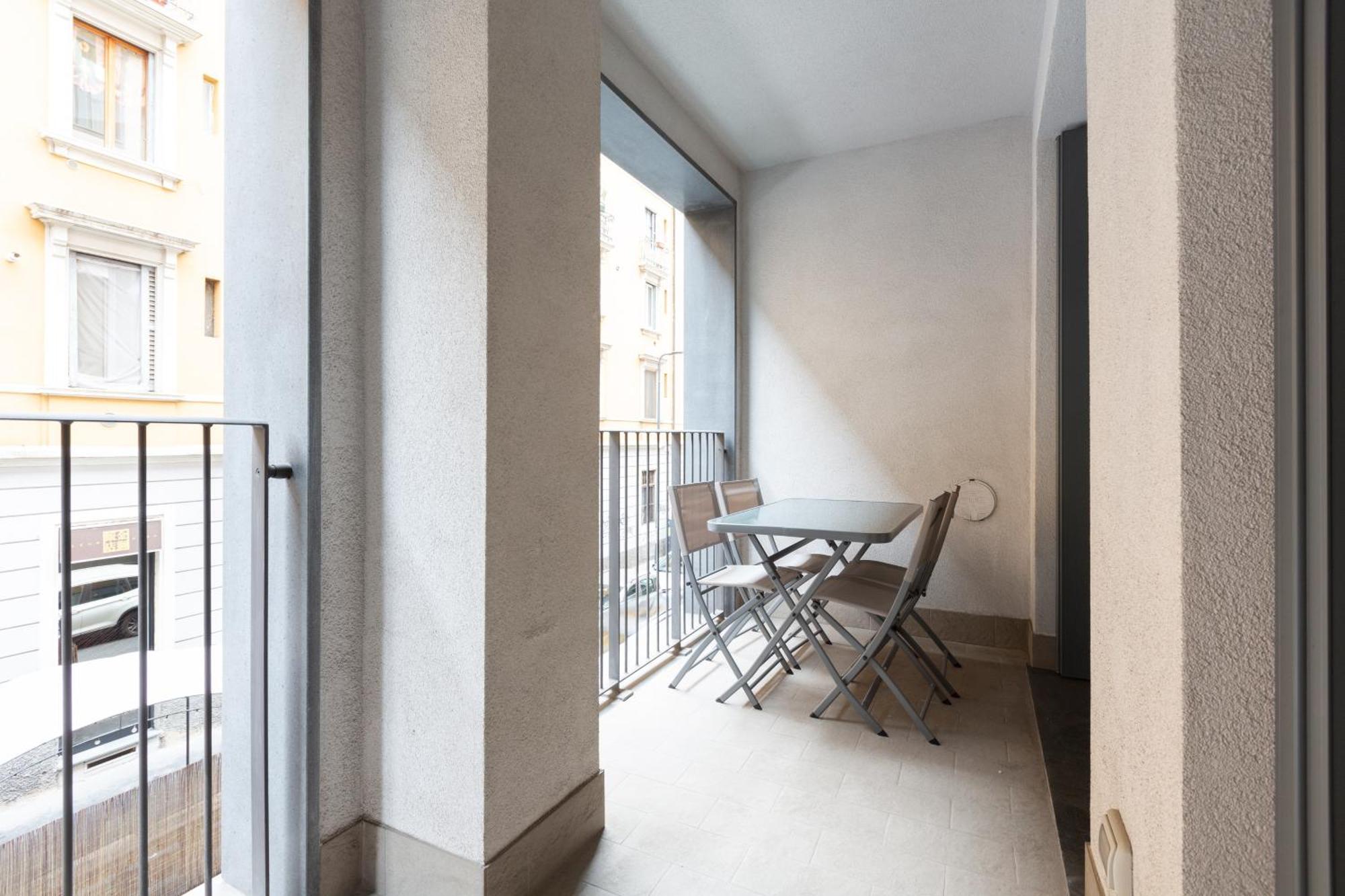 Porta Nuova Bright And Roomy Flat Mediolan Zewnętrze zdjęcie
